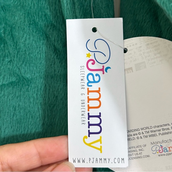 Harry Potter NEW Cozy Soft Lounge P.J Green Long Sleeve Sleepwear Top Size Large - Picture 8 of 9